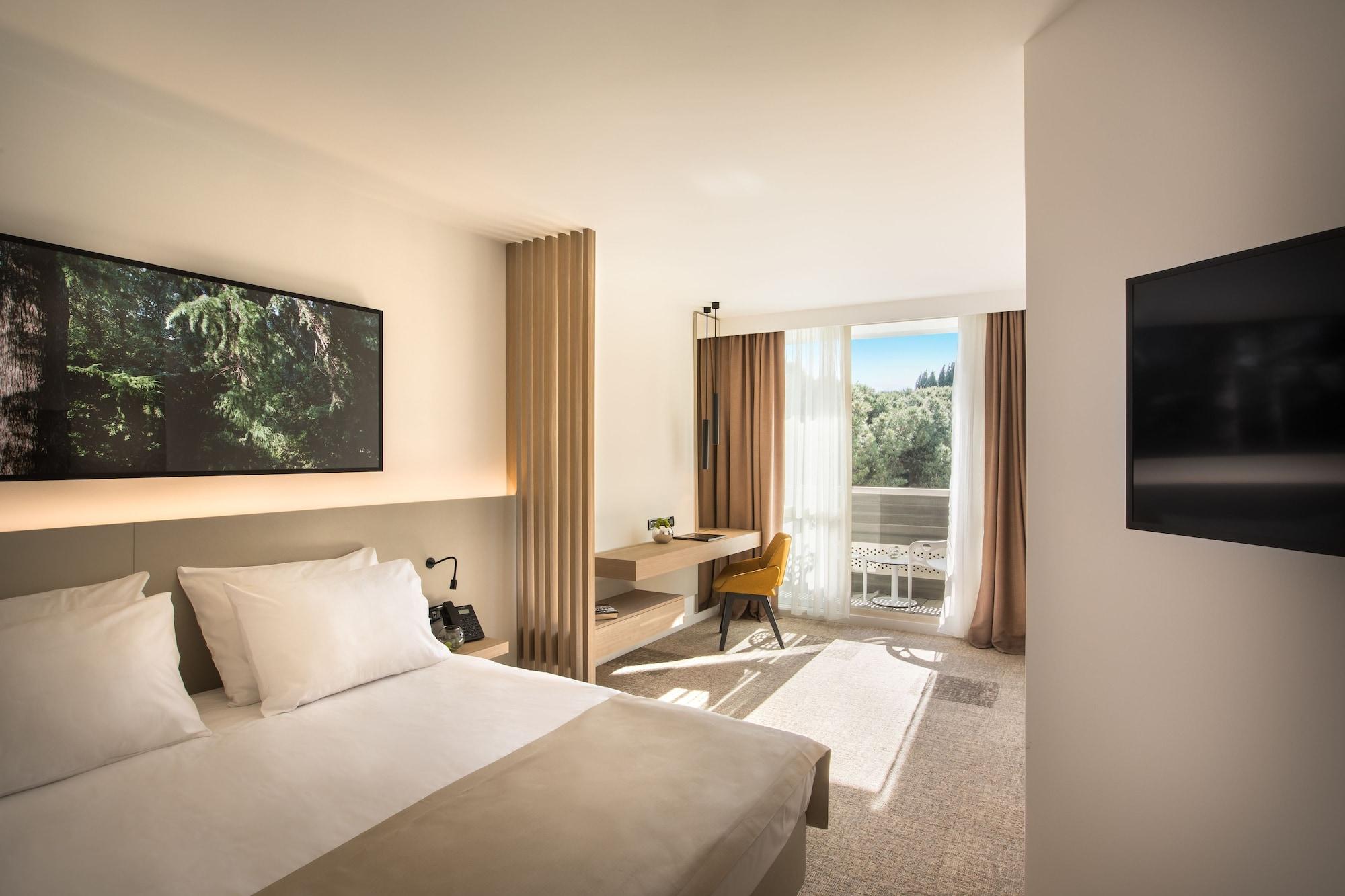 Eden Hotel By Maistra Collection Rovigno Esterno foto