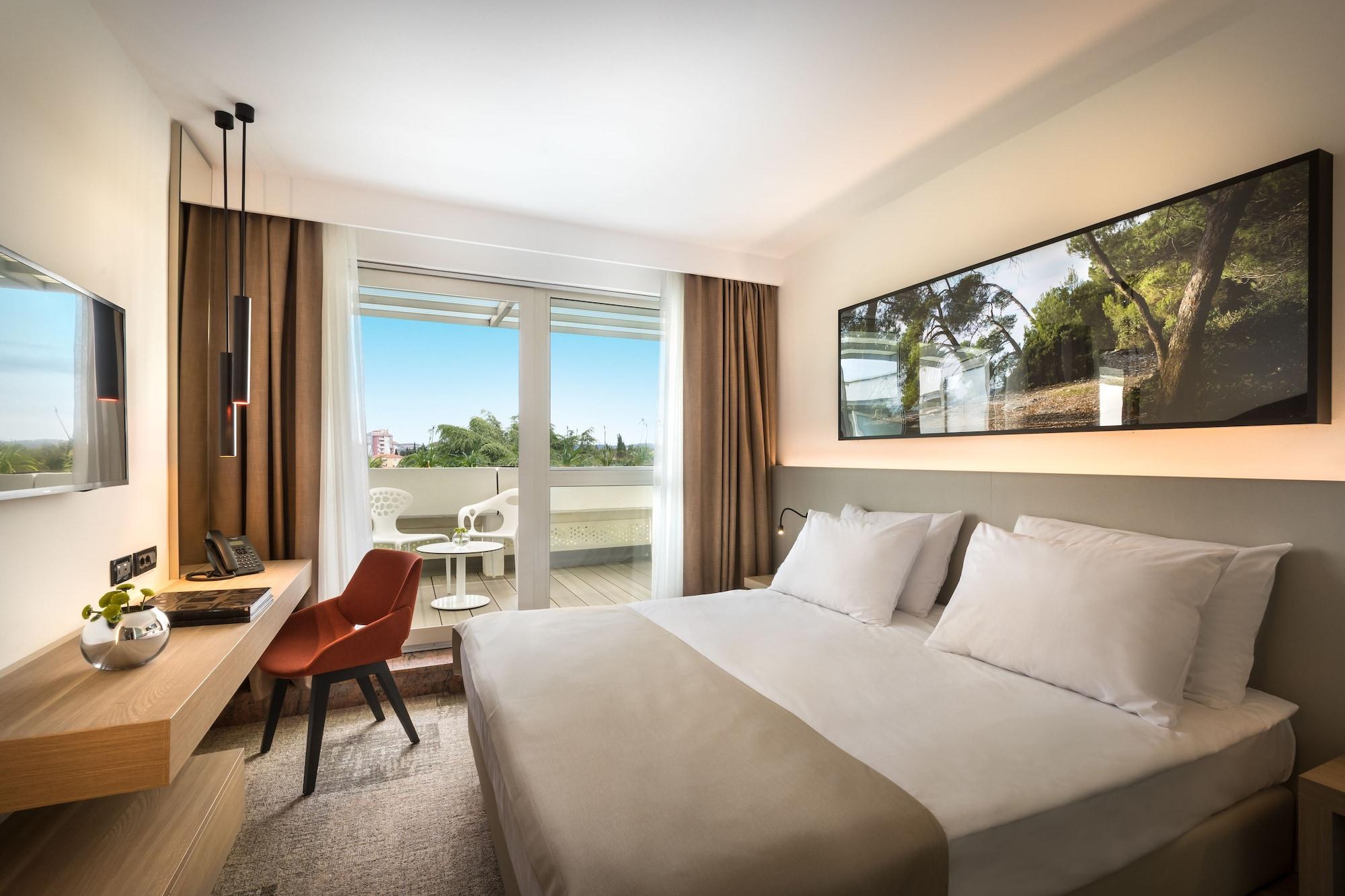 Eden Hotel By Maistra Collection Rovigno Esterno foto