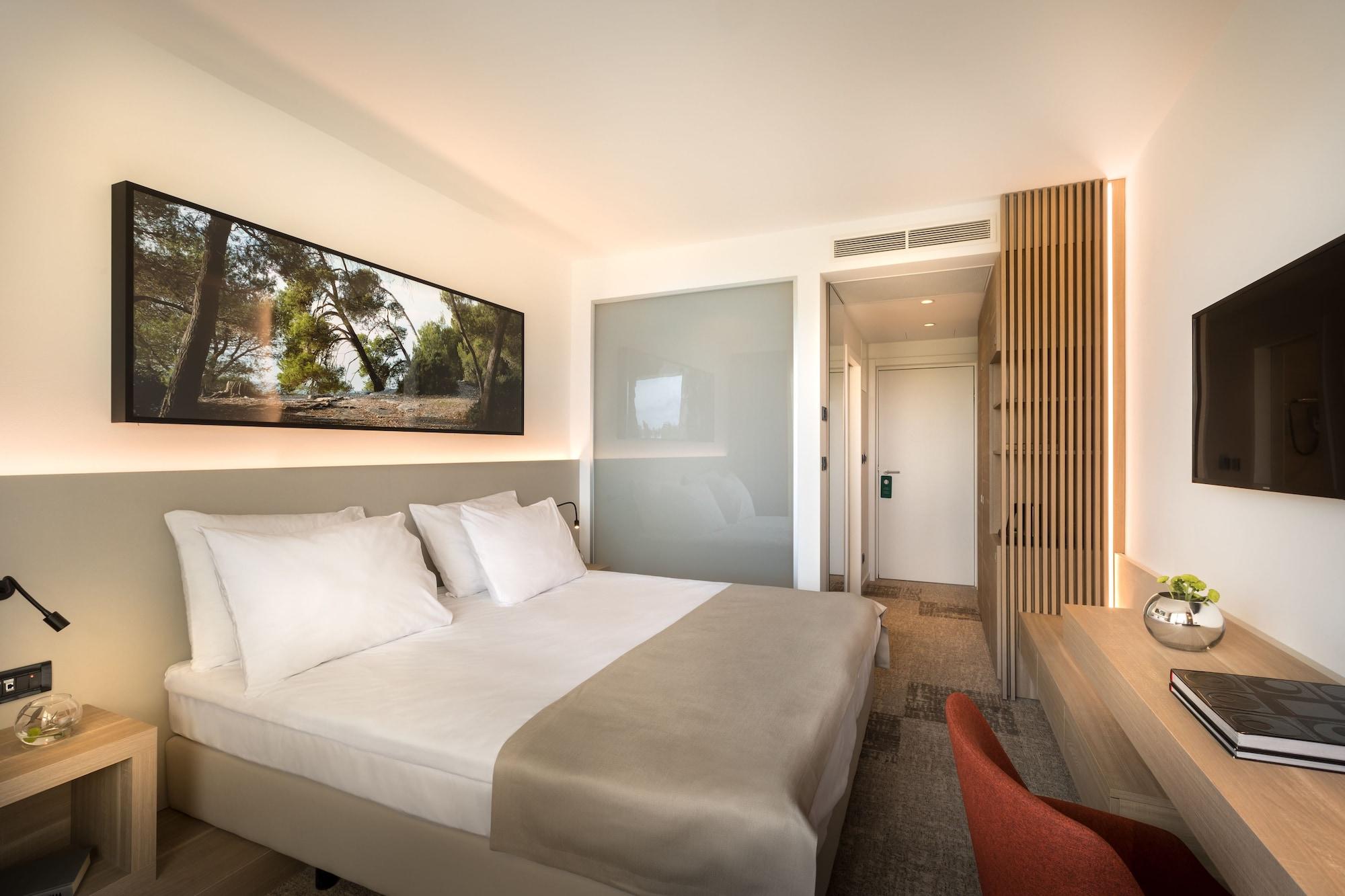 Eden Hotel By Maistra Collection Rovigno Esterno foto