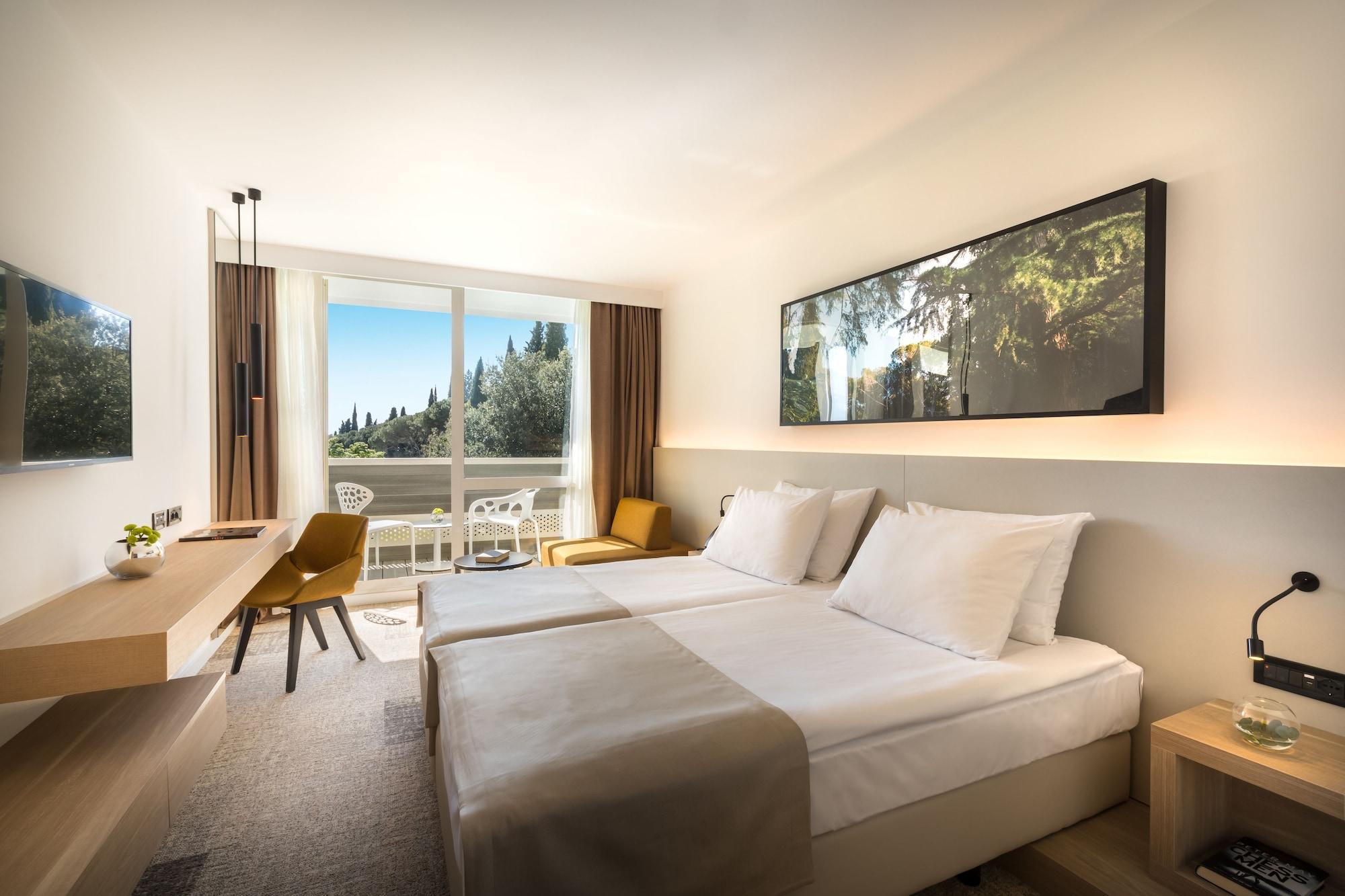 Eden Hotel By Maistra Collection Rovigno Esterno foto